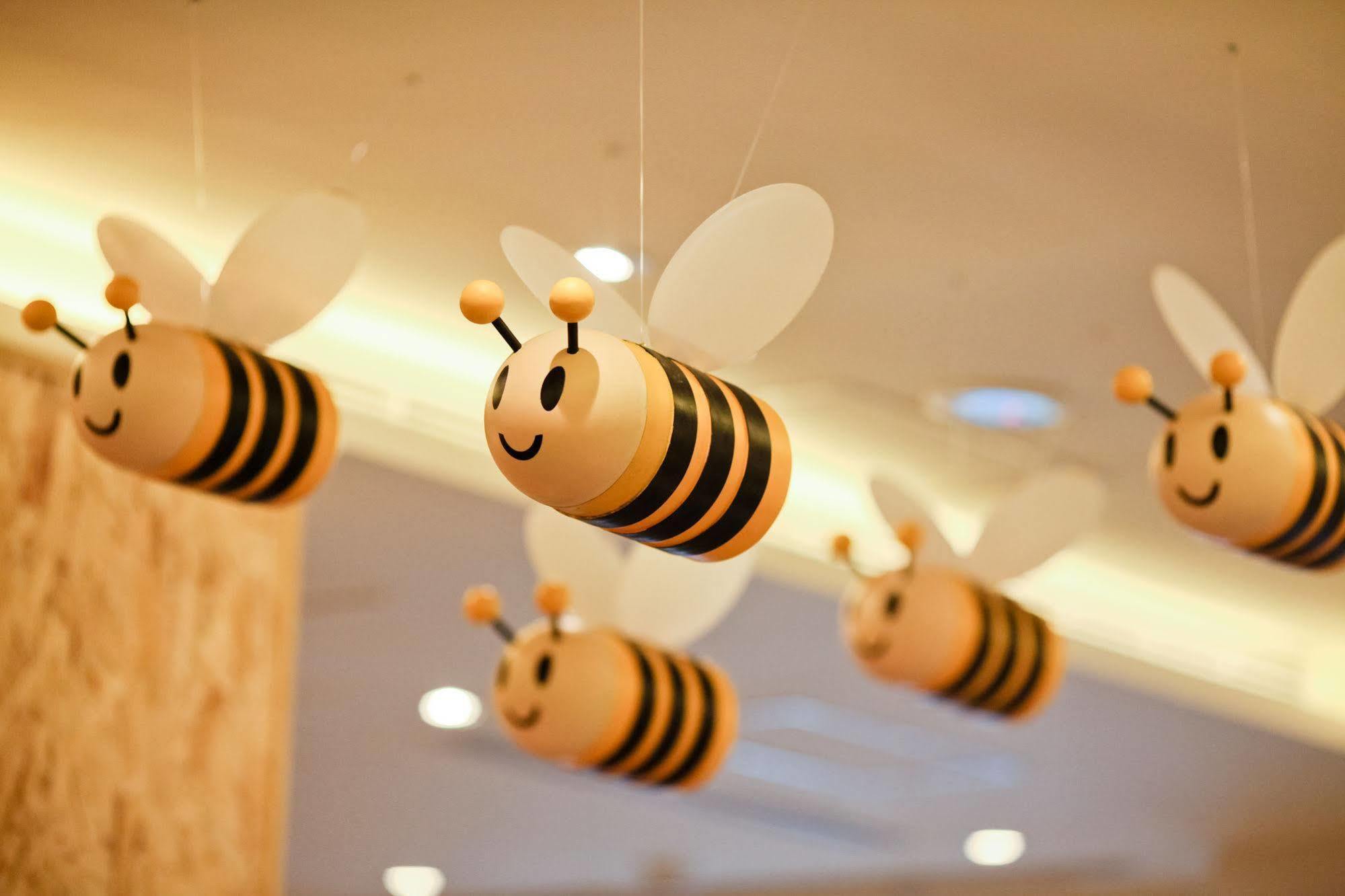 Bee House By Cosmos Creation - Main Station 3*